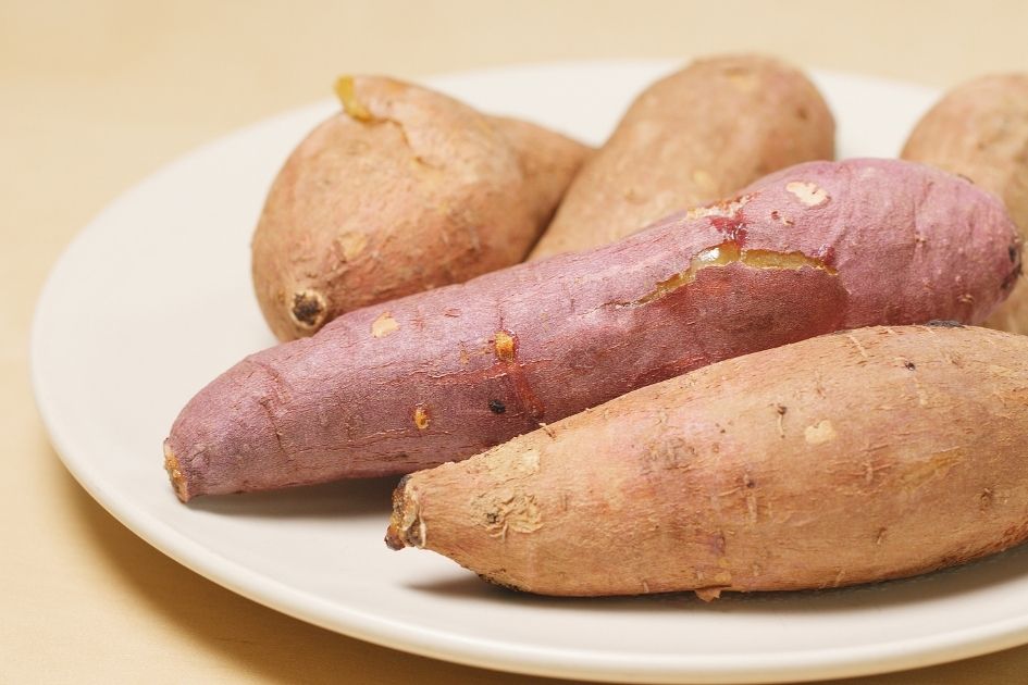 A plate of cooked sweet potatoes